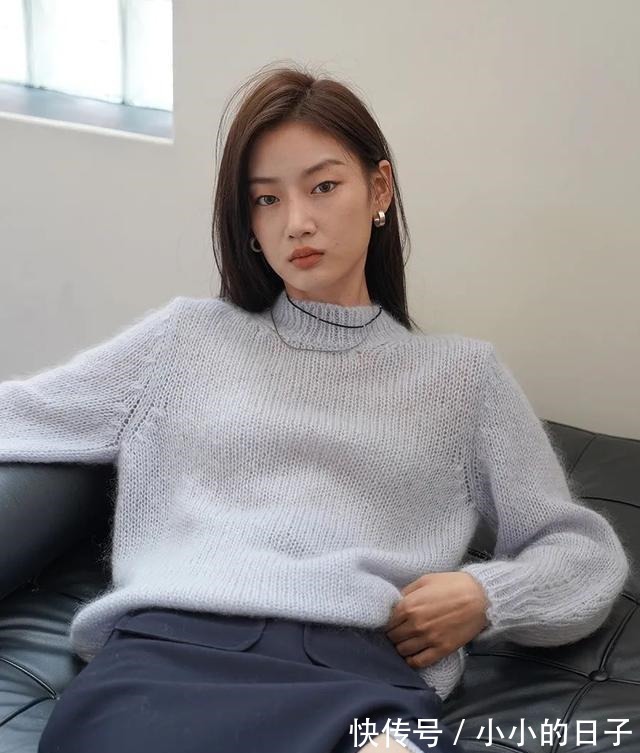 大衣 毛衣+半裙,大衣+针织衫,这才是秋冬的正确打开方式!