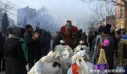 人用|古人压舌的秘密,一般人用铜钱,慈禧用夜明珠,武则天却用木头?