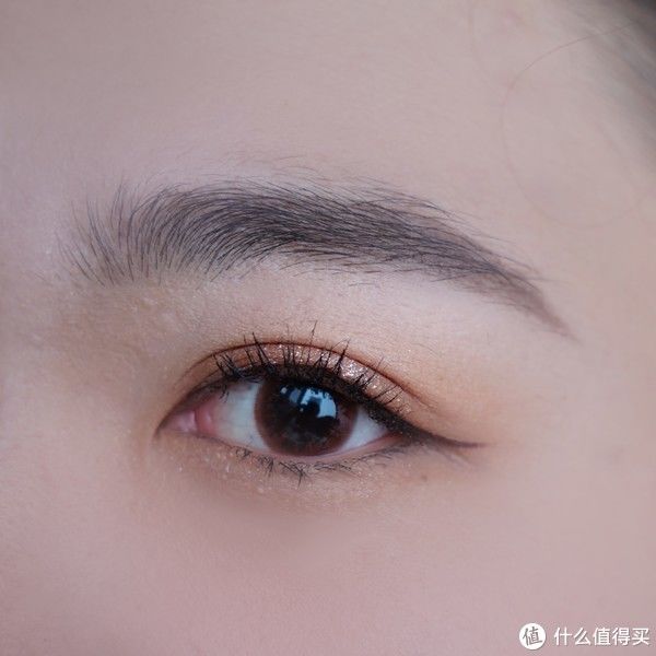 四色盘|伊蒂之屋&好时之吻联名款银巧眼影盘，好想吃掉你~