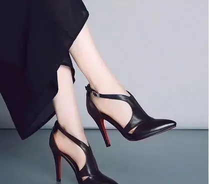 大长腿 矮个子女生最爱这8款粗跟凉鞋,显高显瘦又舒适,穿上秒变大长腿