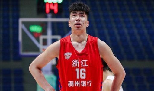 季军|18投取34分26板!浙江超级新人2战封神 率队夺季军他当记一功