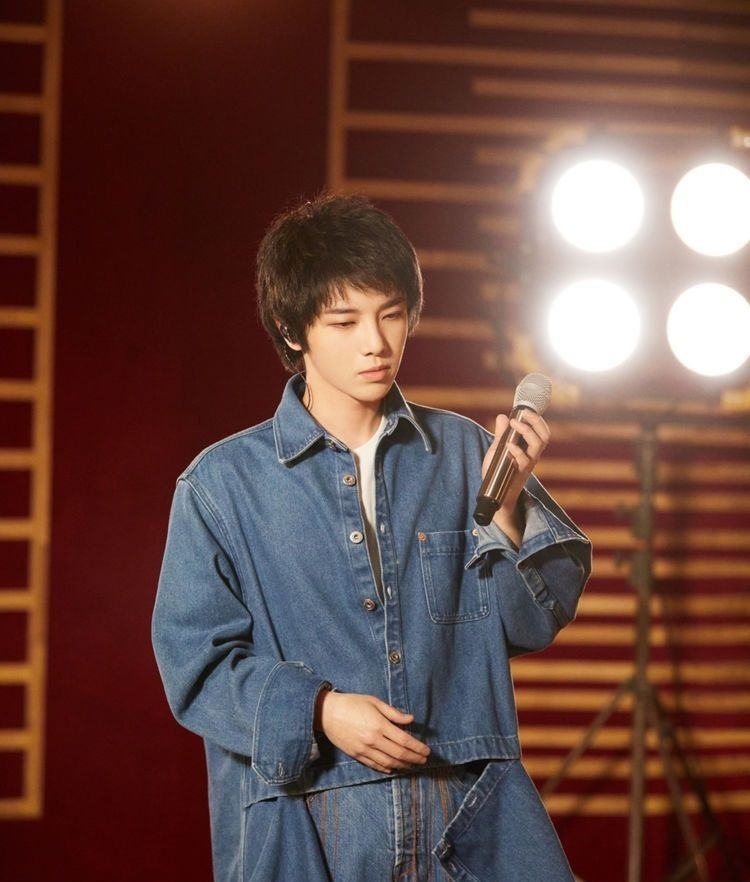 小伙月薪12500元,卻在上班第一天往糖果中倒入珍珠