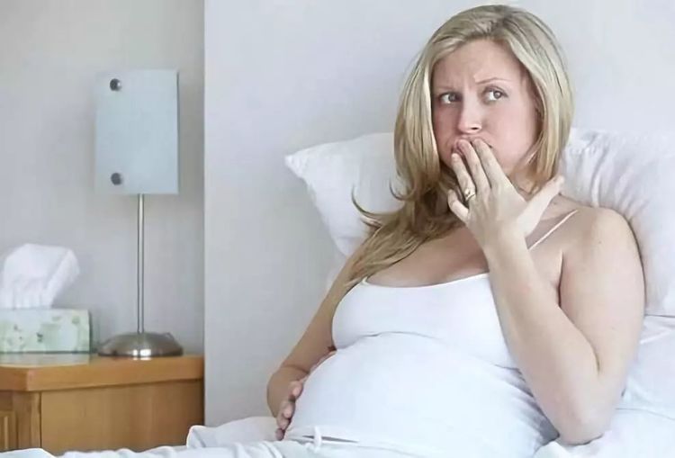 孕妇|孕妇从头到尾只做一件事，却导致“胎停”，脐绕颈的四大诱因之一