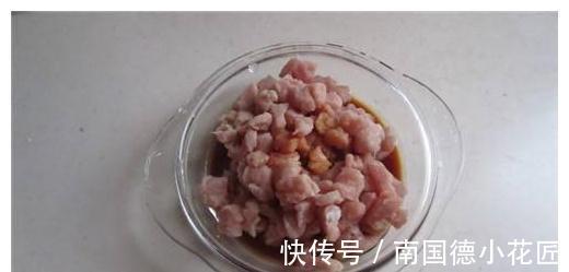 此菜名字“不雅观”,让人没有食欲,却适合用于下酒下饭,美味