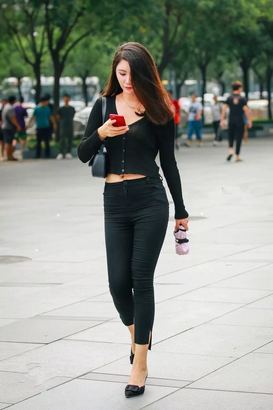 包臀短裙|高跟鞋简约气质,轻松让你穿出时尚魅力