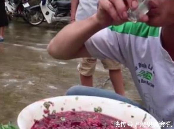 VS|中国下酒菜VS越南下酒菜,中国吃货默默低下头,墙都不扶服你们!