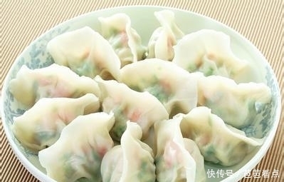 诀窍|饺子怎么包才好吃,掌握小诀窍用上这些小工具,饺子鲜嫩可口