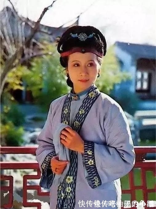 黛玉$贾政点评黛玉、李纨、宝钗三人住处,寥寥数语,高下立判