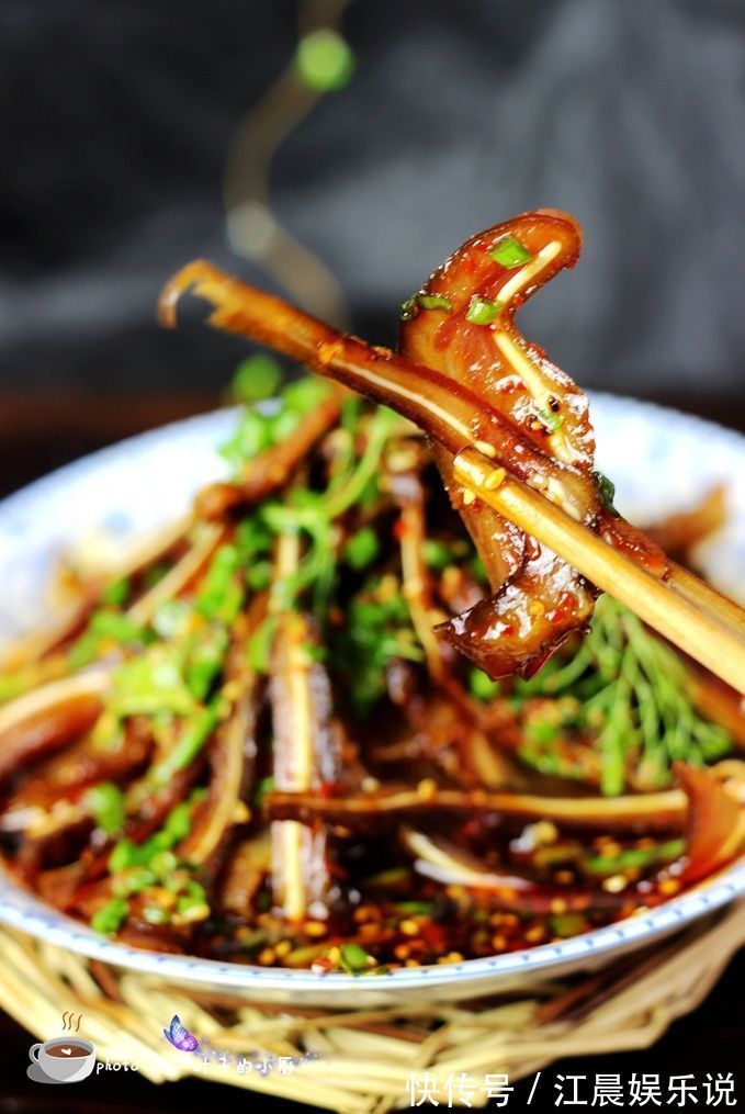 花椒油|天热，来一道“奢侈”美味，配上小酒，太爽了！刚吃完又流口水了