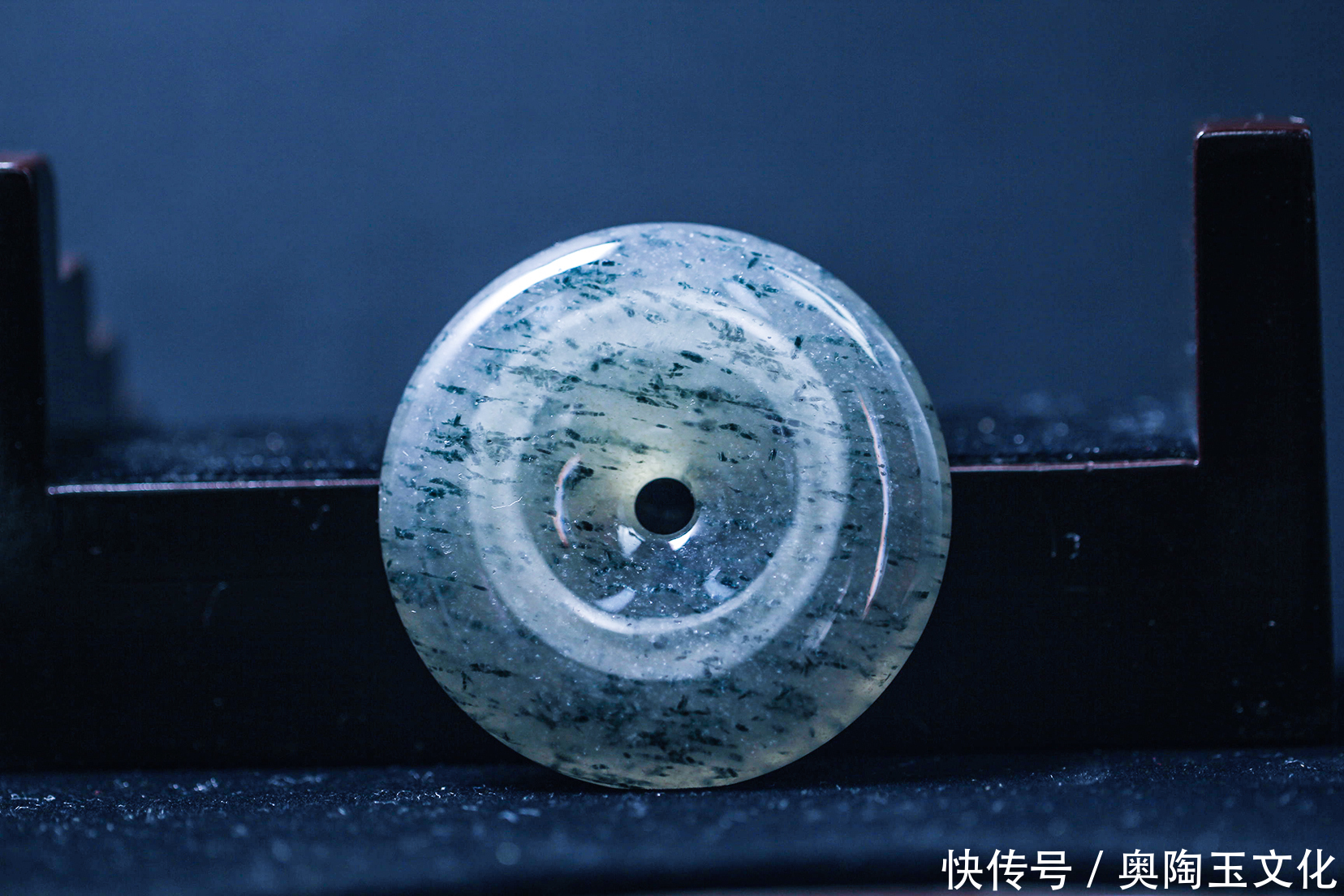 奥陶玉平安扣适合那些人群佩戴