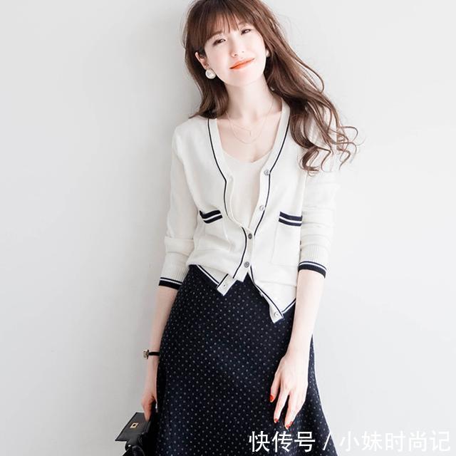 春天 慵懒气息浓郁的针织开衫,是这春天的必备