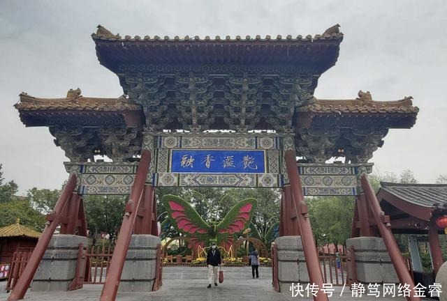 120块就能穿越到《清明上河图》中,你敢相信吗?