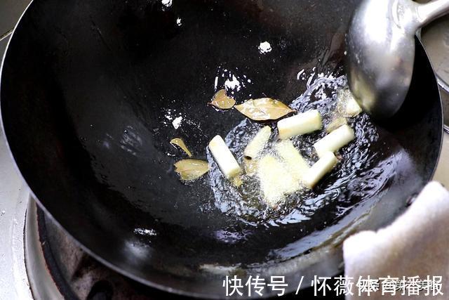 猪肉|炖猪肉时,这1种调料不能放,否则猪肉又老又柴,很多人都不懂