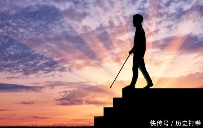 病人|肝有病视力会变差肝藏血,血不润目心有病胸口痛