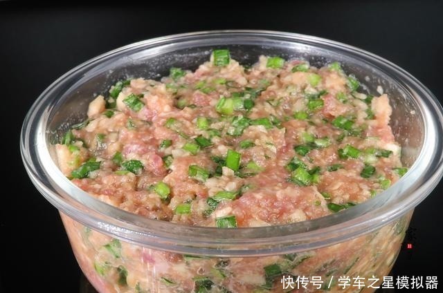 炸丸子|牢记这3种调肉馅的诀窍，无论是做包子饺子或者炸丸子，特别好吃