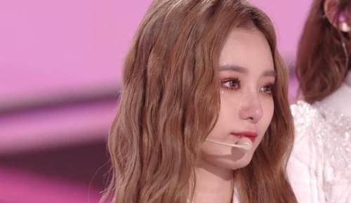 徐艺洋错失出道位后，张艺凡撒谎言论被翻出，网友单纯人设崩塌