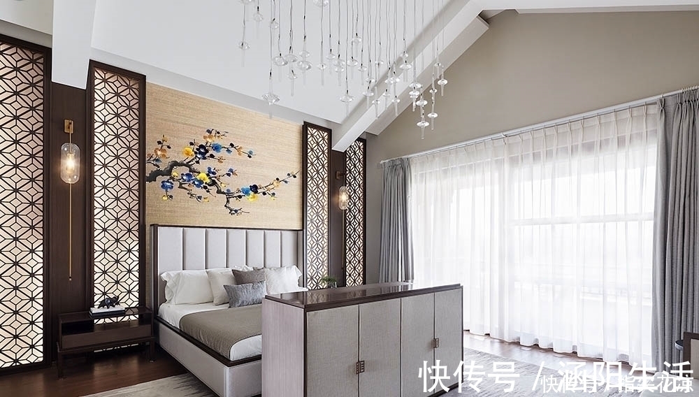 别墅|这才是配得上中国人的豪宅，316㎡新中式别墅，里面的庭院，美翻了