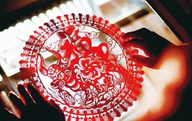 我们用红色征服了全世界!