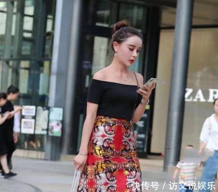 时尚|街拍时尚高跟鞋魅力时尚,穿出都市女性的成熟与气质