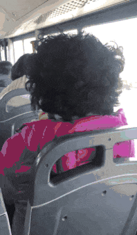 |搞笑GIF:无所不能的外卖小哥