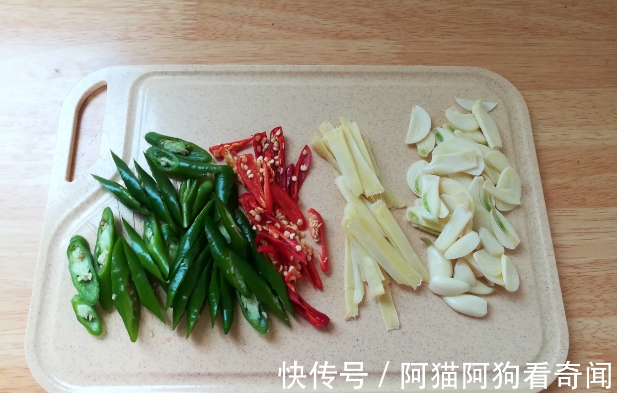 好吃|立秋过后,最该吃这菜,3元1斤,焖一锅好吃又解馋,比大鱼大肉强