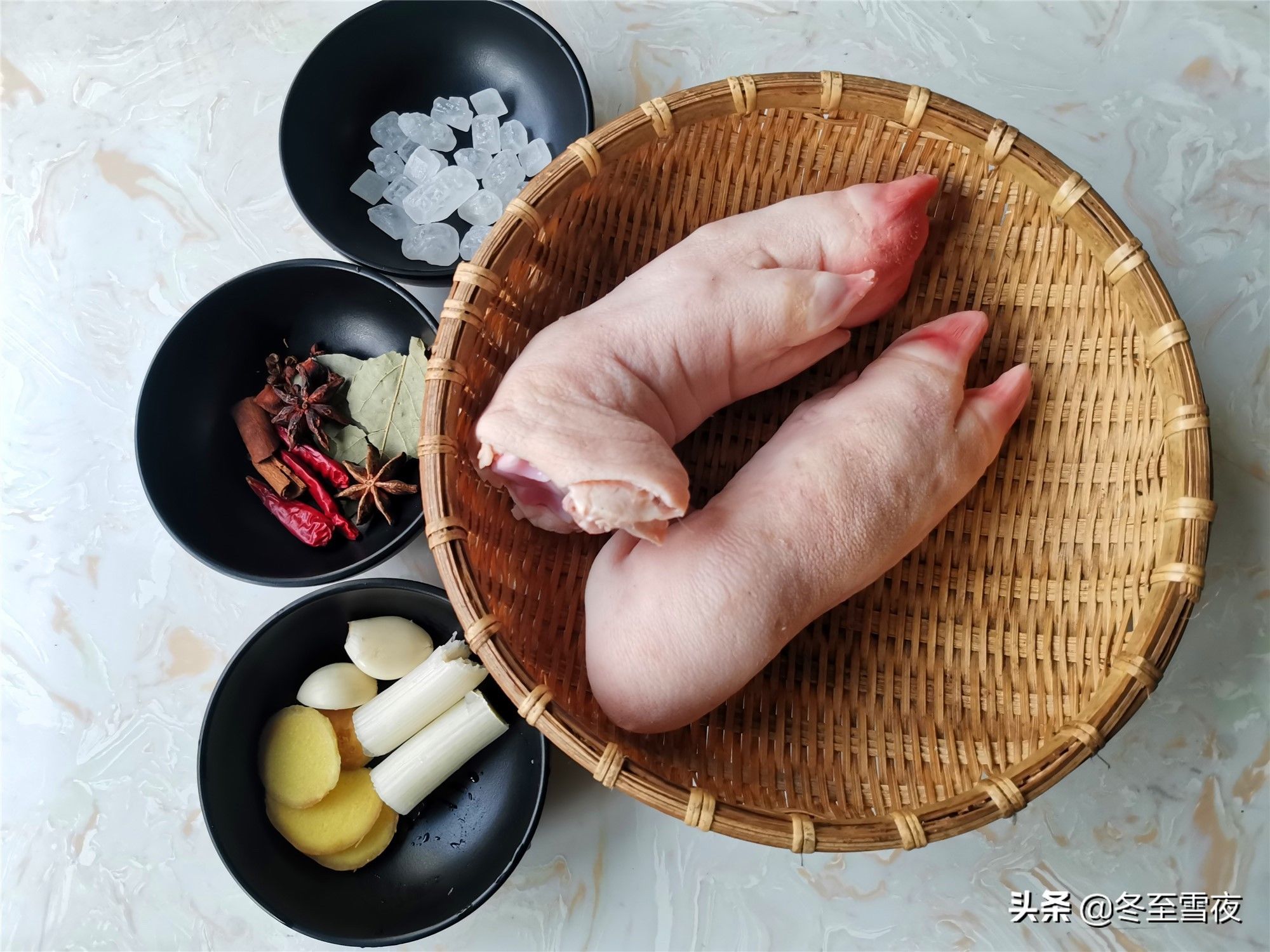 不管南方还是北方，家庭条件好坏，年夜饭必备的一道菜，寓意美好