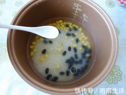 白头发|白发增多,老中医推荐这个菜,隔三差五吃2次,白头发慢慢没了