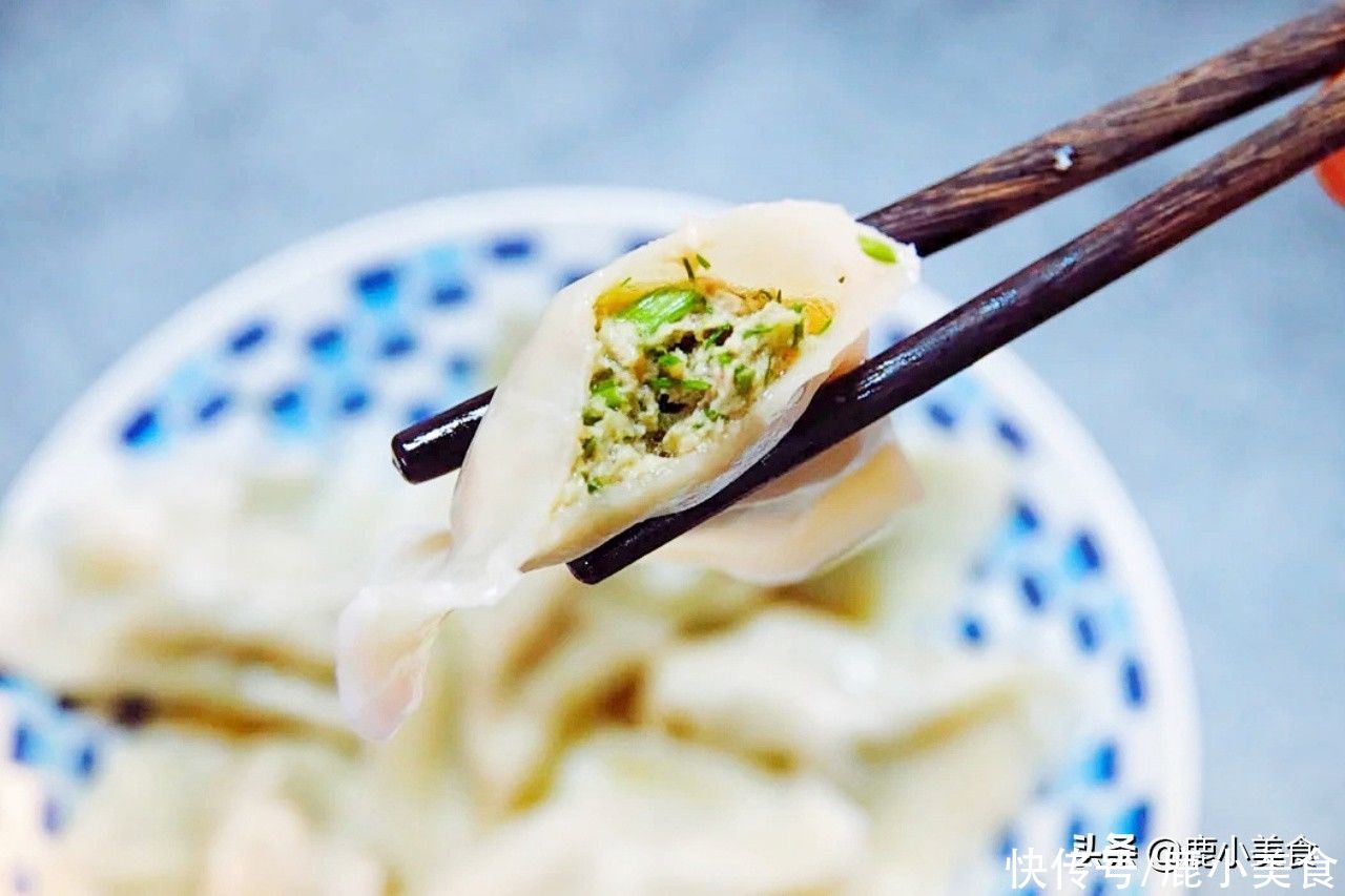 猪肉馅饺子|三伏天,我家最爱用这“苗”包饺子,健脾益气和胃,营养清鲜多汁