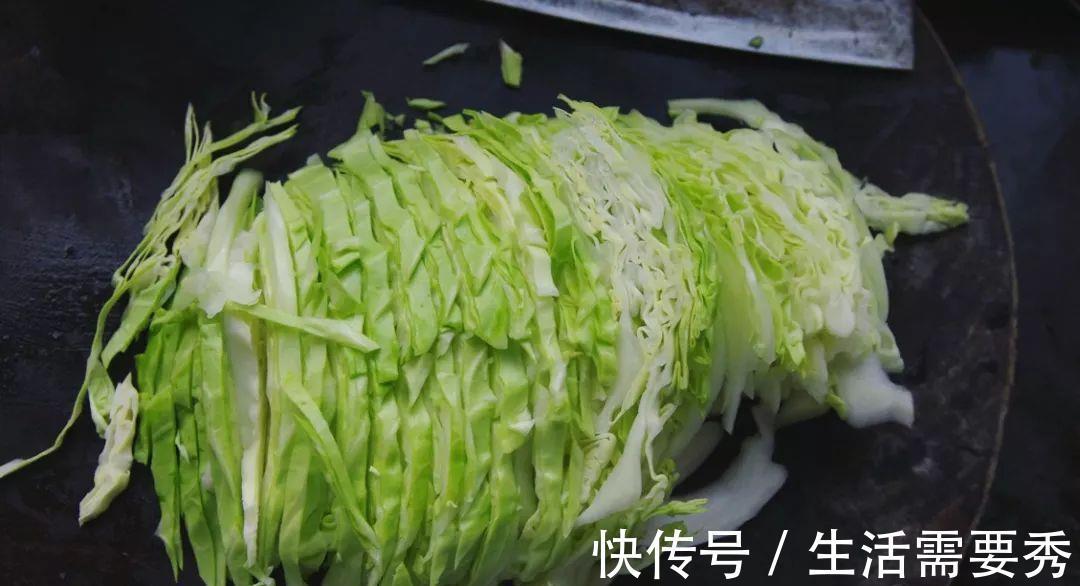 做法|立秋到了,记得多买这菜吃,做法简单,低脂又健康,成本不足5元