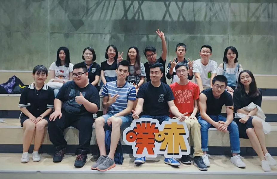 史炎|这个男人越“阴阳怪气”，网友就越喜欢