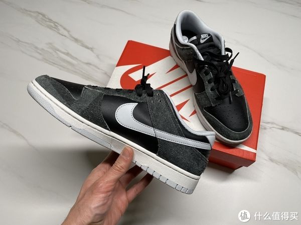 百搭 首晒！百搭黑色Nike Dunk Low Retro PRM