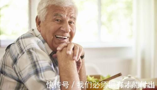 口臭|长寿的人,晨起没有四个信号,提醒若你全占,离疾病会很近