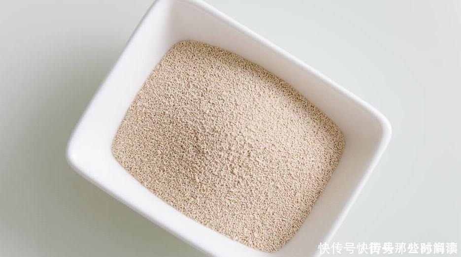 面粉|发面,直接加酵母粉是外行,学会这样做,面发得又快又好