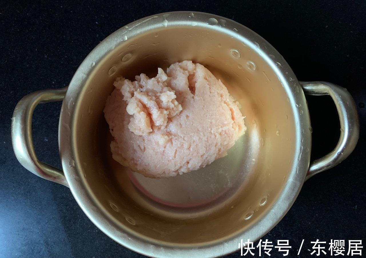 肉馅|自制鸡肉生煎锅贴,煎一煎就上桌,味道鲜美,做早餐正好