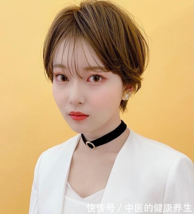 老气 30多到50多岁的女性,发型就选这14款,减龄时尚显气质!