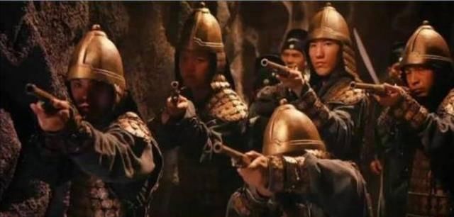 汉朝|刘邦和朱棣的俩完全相反的国策，一个让汉朝霸气，一个让明朝硬气