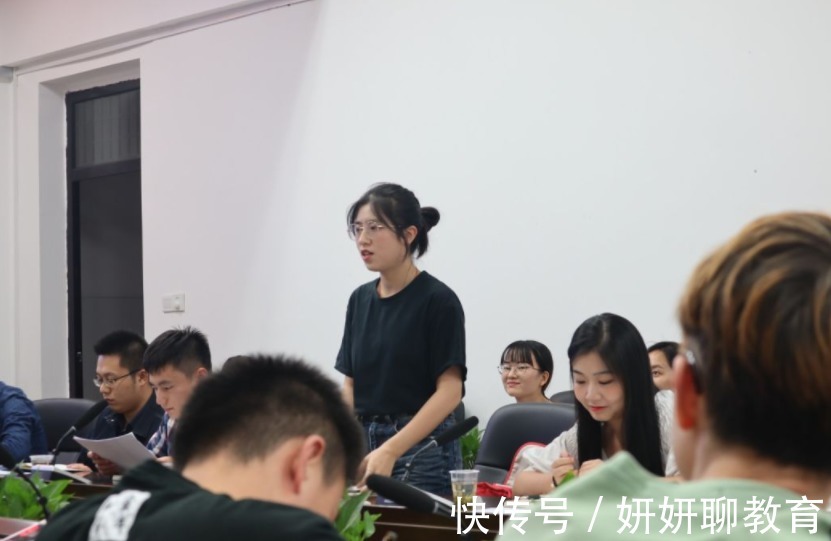 脸色|“终于不用看导师的脸色了”，研究生毕业以后，立马拉黑导师