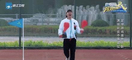 陈赫实在太低调，表舅是陈凯歌不算啥，亲舅舅才真的家喻户晓