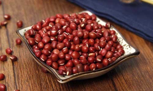 乌黑|经常吃这5种天然“生发剂”，秀发乌黑，再也不担心掉头发了