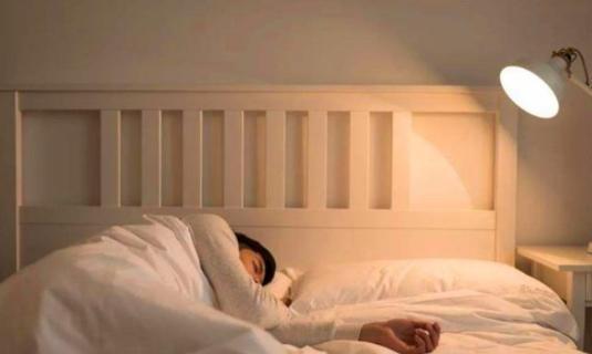 不求|俗语“人过四十,不睡三觉,不求三人”,中年人要多看两遍