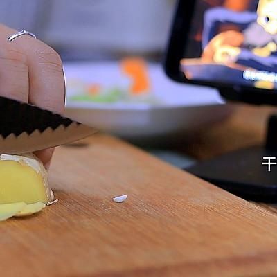 适合全家的东北菜排骨炖豆角,老人小孩都爱吃