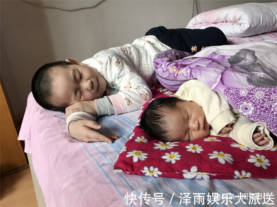 医生|2岁男童查出白血病,治疗三年后出院回家,复查时被医生留下