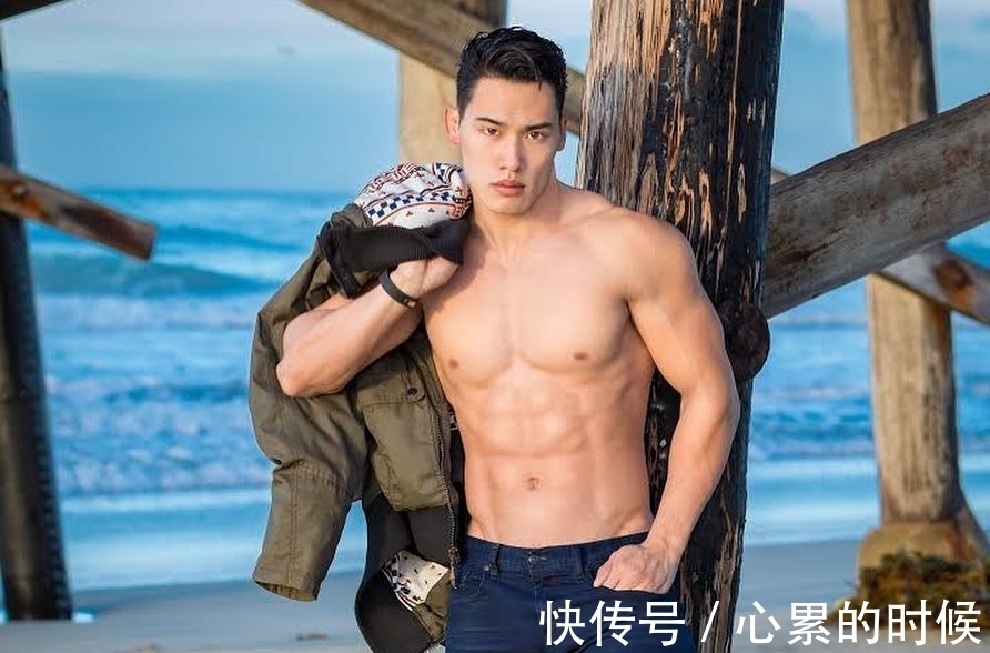 人鱼|筋肉型男的蜕变:性感的人鱼线和刀刻般的腹肌,让他魅力倍增!