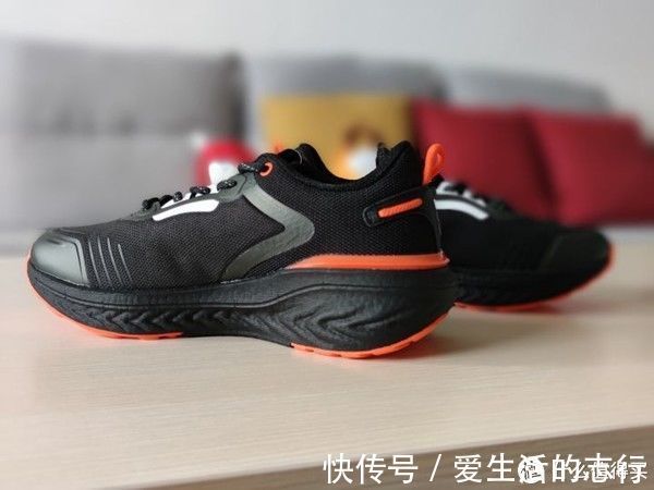 元素 都是爆米花中底 米家 361 天越 日常元素 4款运动鞋谁更能打?
