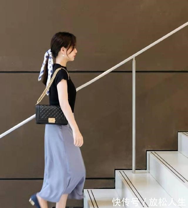 棕色系 小个子女生想穿得清爽又时髦建议学会这几种“色彩搭配术”!