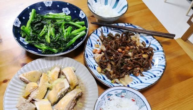 牛肉|夫妻俩的6桌家常晚餐,每桌不足30元,简单美味,在家吃饭就是香