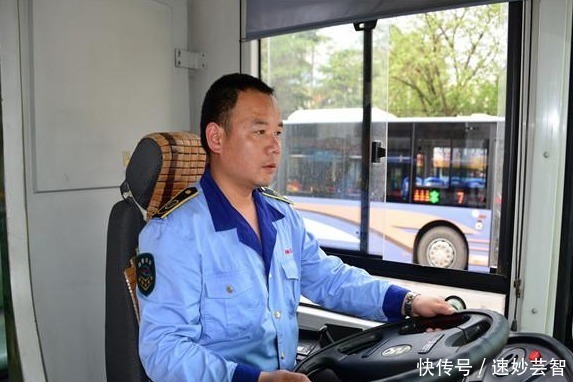 男性|男性伤精的行为已公布，喝酒未上榜，排在首位的很多人每天都在做