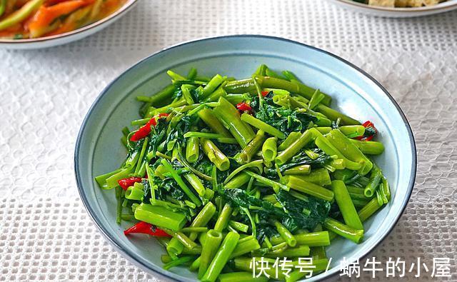 西瓜瓤|外甥女做的午餐，一桌素菜看似清淡却比大鱼大肉好吃，真会过日子