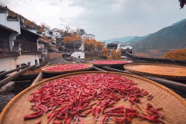 国内超适合老年人旅行的3个地方，堪称绝世美景，来了就不想走