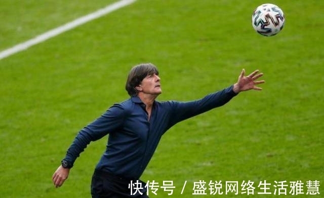 施魏因斯泰格|15年陪伴足够长情!勒夫留下落寞背影,其执教功绩不应被遗忘